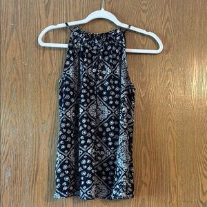 Black and White Patterned Sleeveless Top